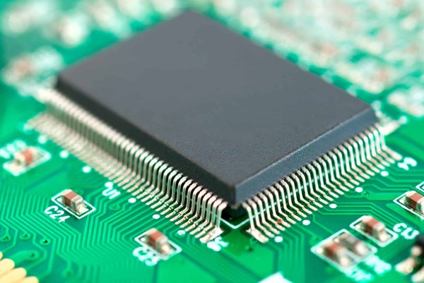 Quelles solutions apportées pour une carte mère défectueuse ?