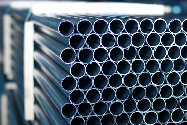 Quand est-ce qu'on remplace un tube acier à manchonner ?
